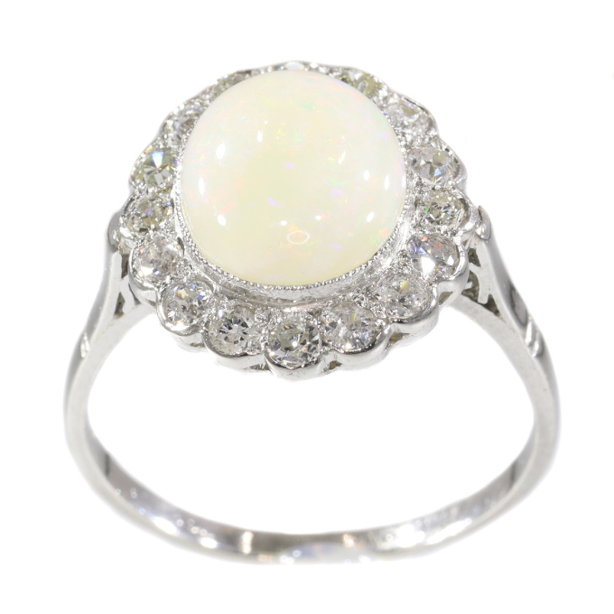 Vintage diamond and opal platinum engagement ring by Onbekende Kunstenaar