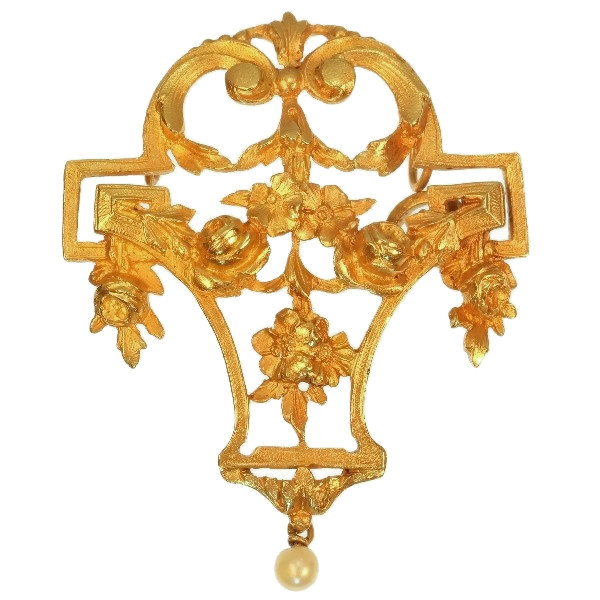 French gold brooch pendant Late Victorian Belle Epoque Style Guirlande by Unbekannter Künstler
