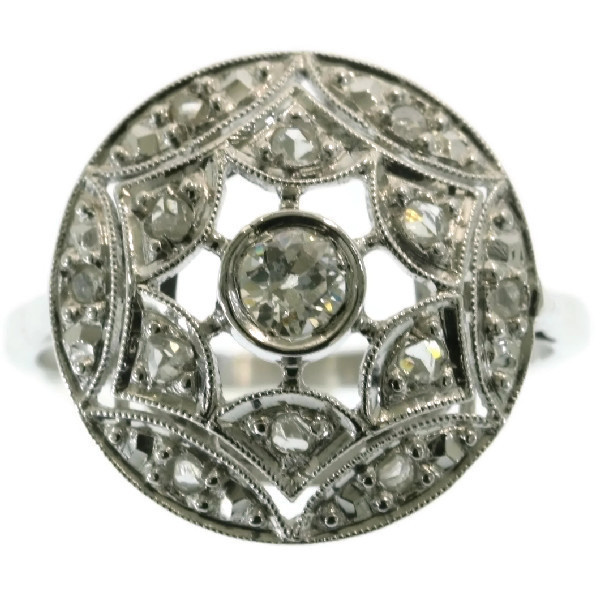 Sparkling vintage Art Deco diamond engagement ring by Artiste Inconnu