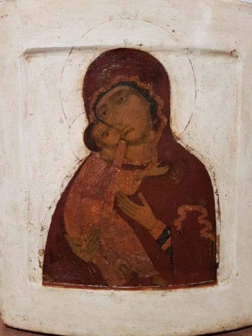 Russian icon: The Mother of God of Vladimir, late 17th century by Onbekende Kunstenaar