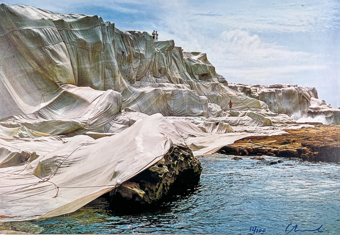 Wrapped Coast Project - colour-offset 1977, edition 100 (Schellmann 87A) by Christo and Jeanne-claude
