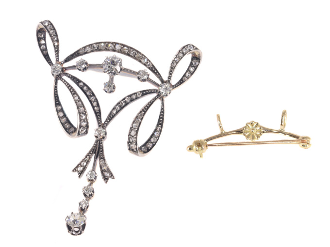 Most elegant Belle Epoque diamond pendant brooch by Unbekannter Künstler