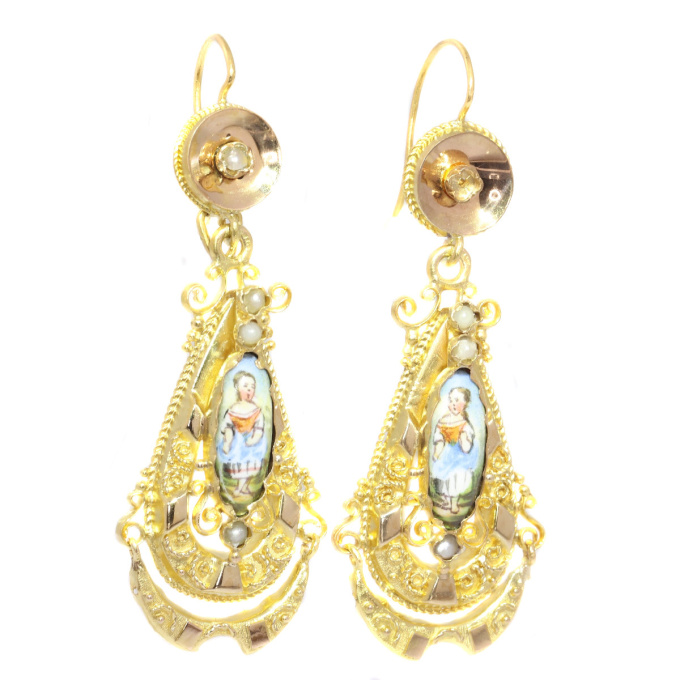 Gold Biedermeier earrings long pendant Victorian earrings with enamel by Onbekende Kunstenaar